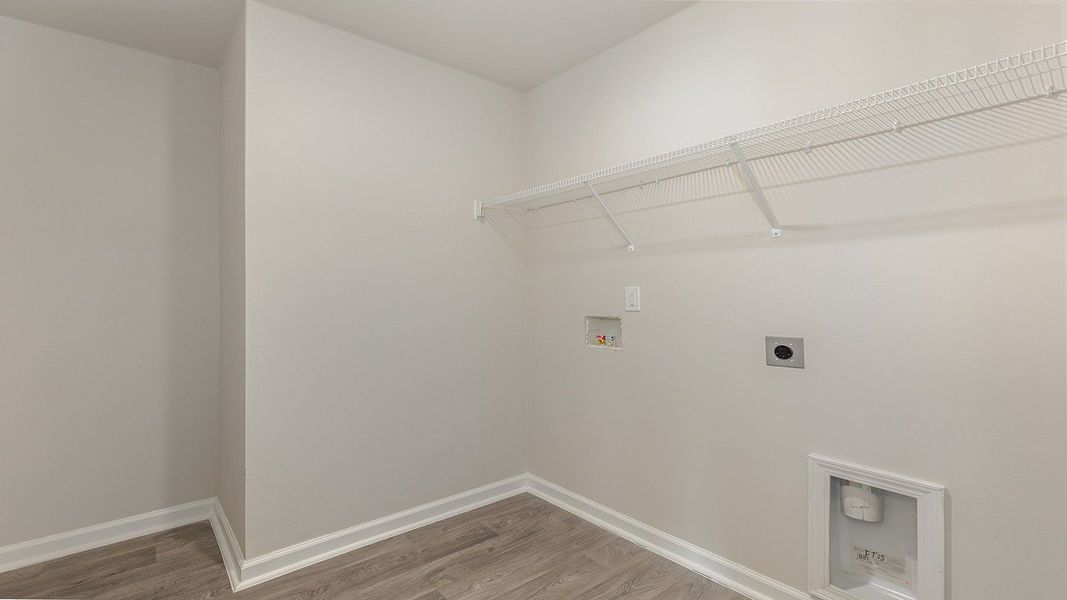 Representative unfurnished interior of a home built from the DOVER-EXPRESS by D.R. Horton in Stanbury Creek, Supply (Image 23).
