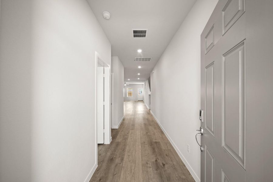 Spacious, unfurnished interior of a new home in Russell Ranch, Bay City (Image 15). Spacious, unfurnished interior of a new home in Russell Ranch, Bay City (Image 15).