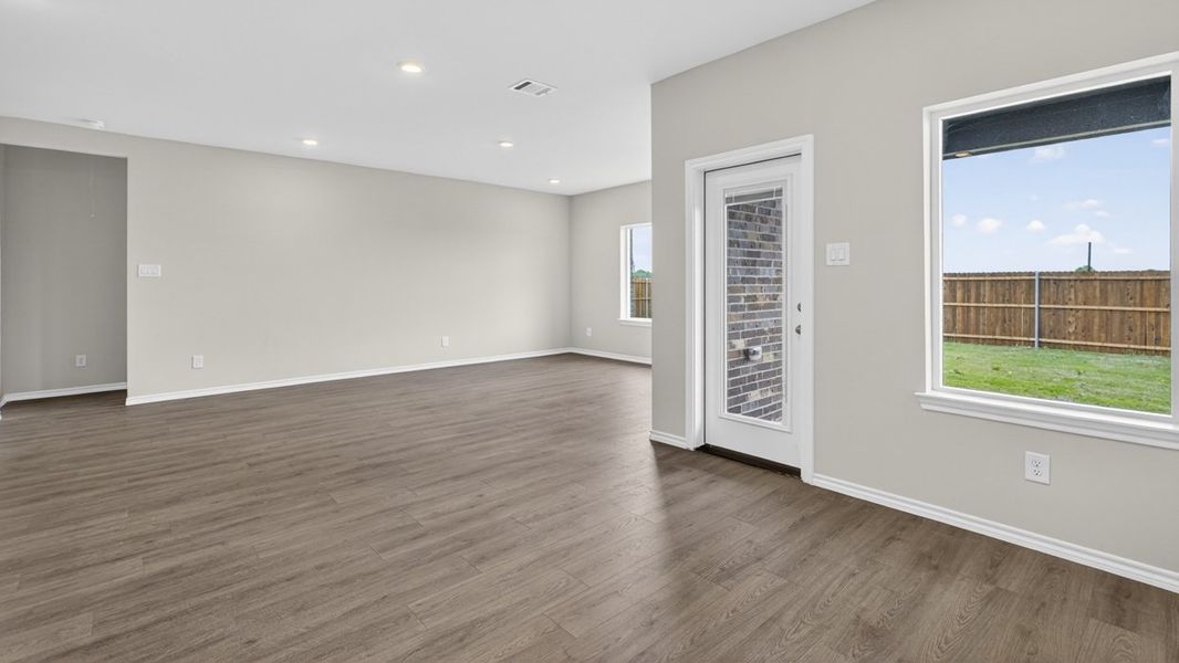 Spacious, unfurnished interior of a new home in Oak Valley Estates, Bullard (Image 31). Spacious, unfurnished interior of a new home in Oak Valley Estates, Bullard (Image 31).
