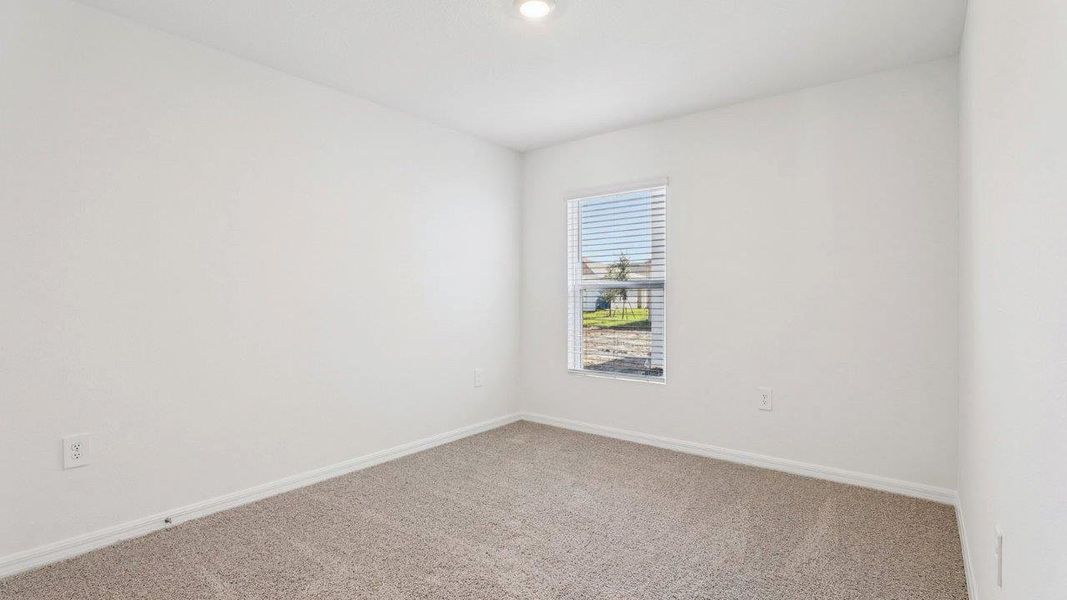 Spacious, unfurnished interior of a new home in Hamilton Bluff, Lake Hamilton (Image 22).
