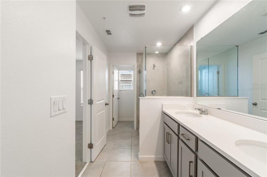 Furnished interior view inside a new home in , Orlando (Image 10). Furnished interior view inside a new home in , Orlando (Image 10).