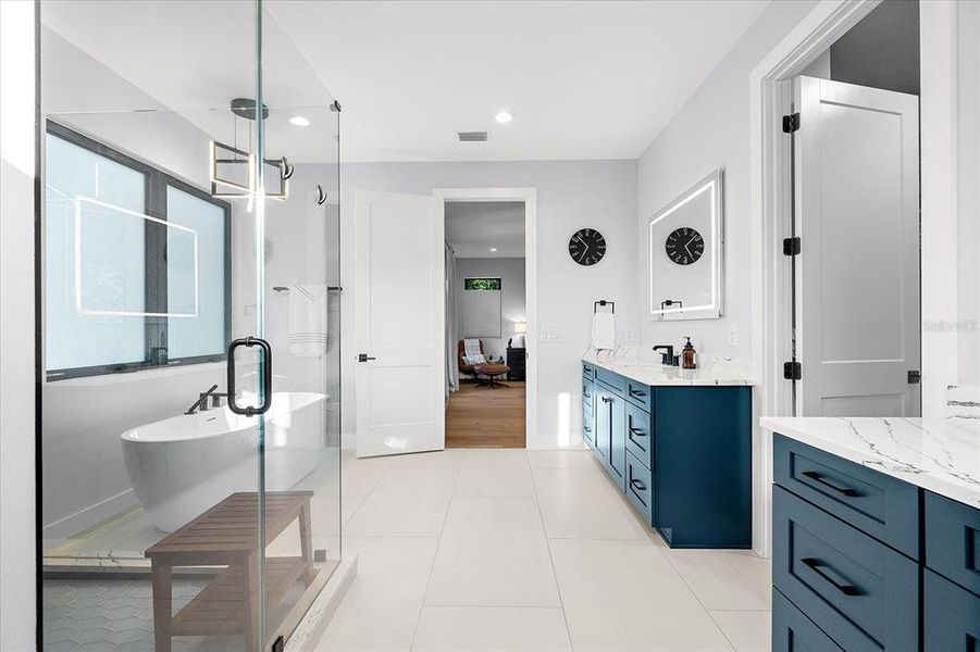 Furnished interior view inside a new home in , Tampa (Image 54).