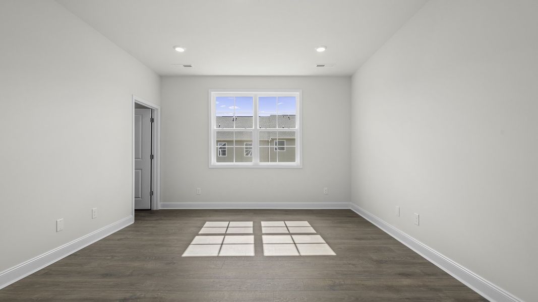 Spacious, unfurnished interior of a new home in The Villas at Kinsley, Jamestown (Image 17).