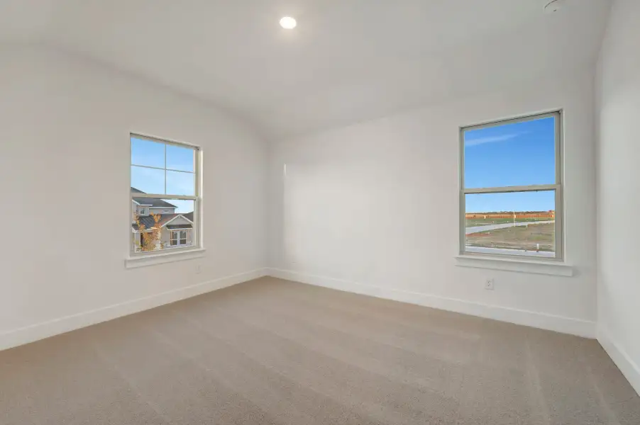 Spacious, unfurnished interior of a new home in LaPrelle, Fort Worth (Image 33).