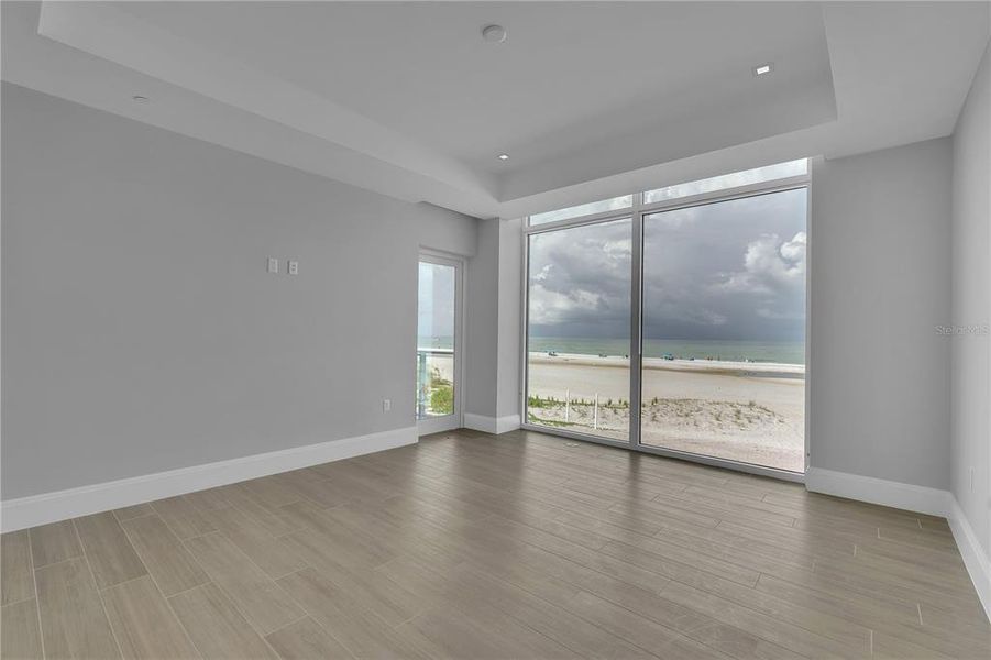 Spacious, unfurnished interior of a new home in , Sarasota (Image 38). Spacious, unfurnished interior of a new home in , Sarasota (Image 38).