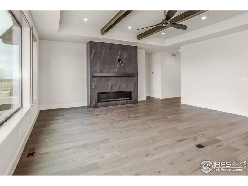 Spacious, unfurnished interior of a new home in , Berthoud (Image 32).