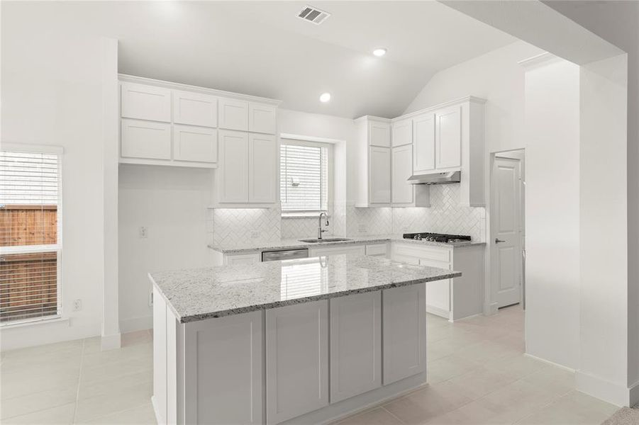 Furnished interior view inside a new home in Villages of Creekwood, Frisco (Image 8). Furnished interior view inside a new home in Villages of Creekwood, Frisco (Image 8).