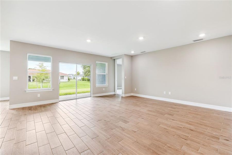 Spacious, unfurnished interior of a new home in Burnt Store Village, Punta Gorda (Image 11).