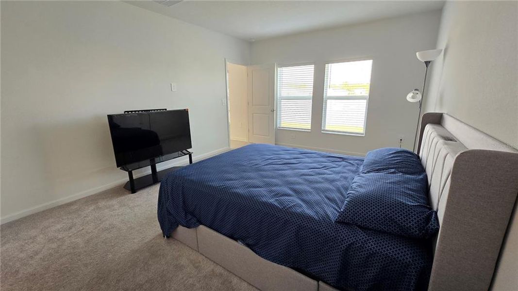 Furnished interior view inside a new home in , Kissimmee (Image 7).