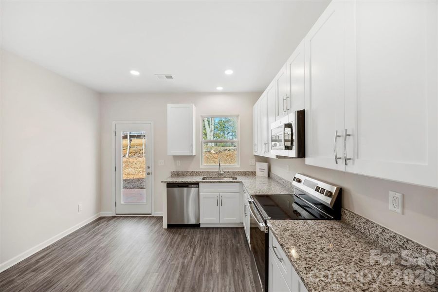 Furnished interior view inside a new home in , Kings Mountain (Image 6).