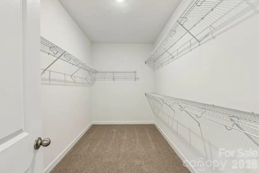 Photo is not of the actual home, but is an inspirational photo of builder’s model home and may depict options, furnishings, and/or decorator features that are not included Photo is not of the actual home, but is an inspirational photo of builder’s model home and may depict options, furnishings, and/or decorator features that are not included