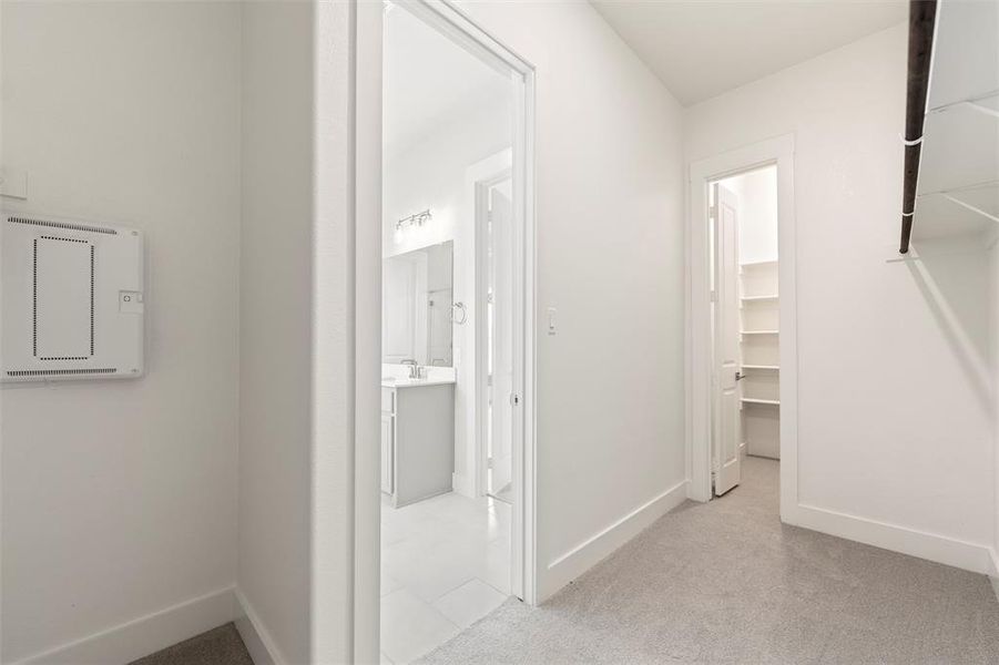 Spacious, unfurnished interior of a new home in Eagle Ridge Estates, Weatherford (Image 30).