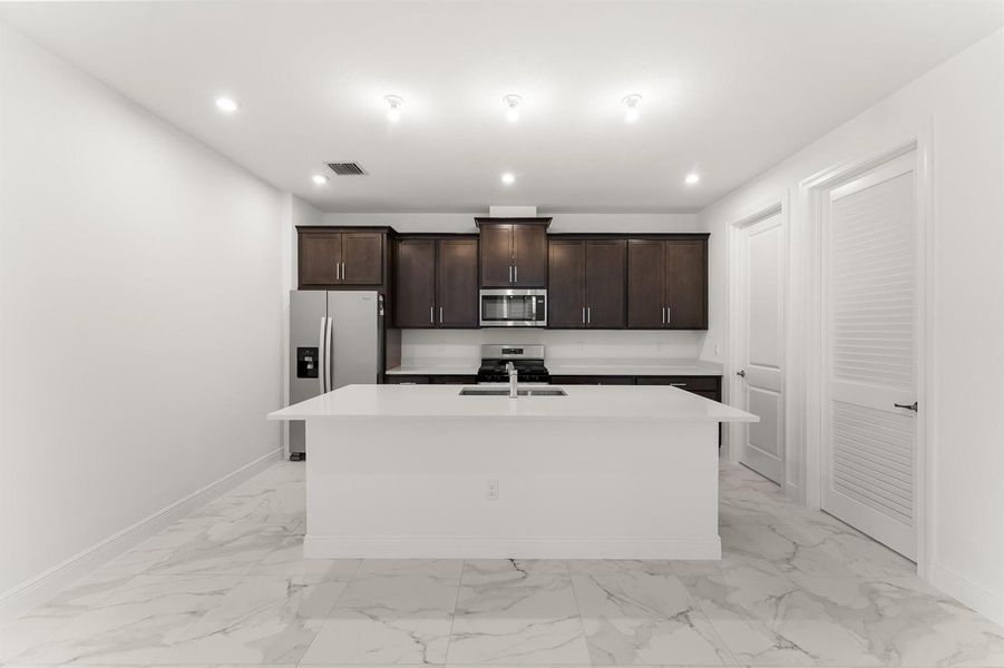 US_SEF_FELICIA_LOT 222_KITCHEN US_SEF_FELICIA_LOT 222_KITCHEN