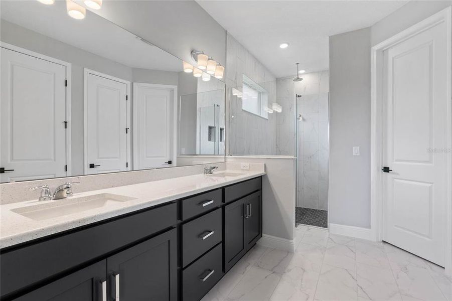 Furnished interior view inside a new home in Hills of Minneola, Minneola (Image 9).