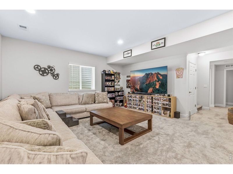 Furnished interior view inside a new home in Prairie Song, Windsor (Image 24).