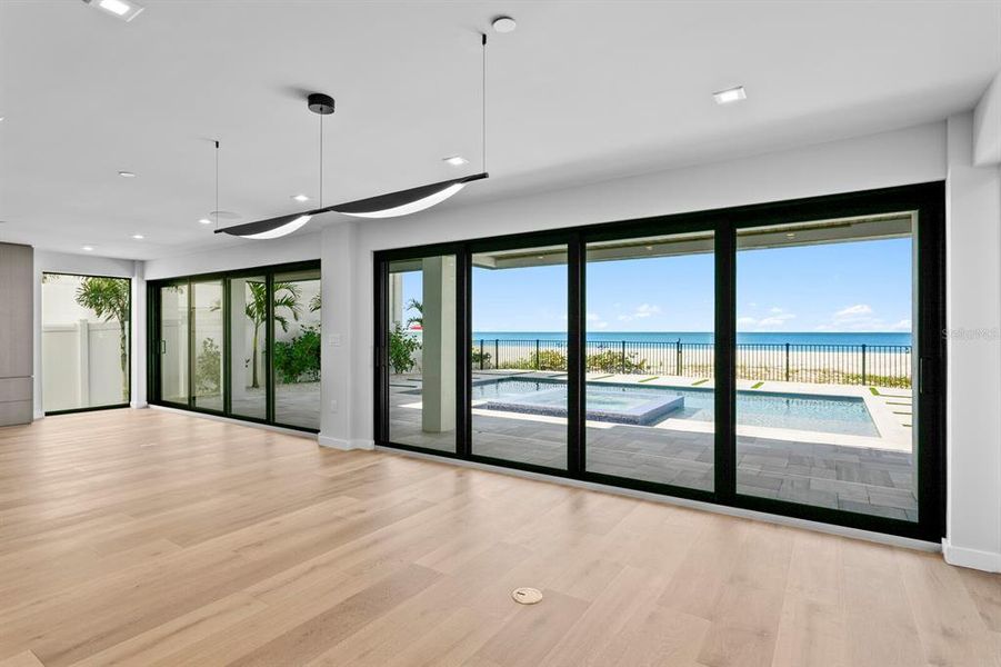 Spacious, unfurnished interior of a new home in , Indian Rocks Beach (Image 20).