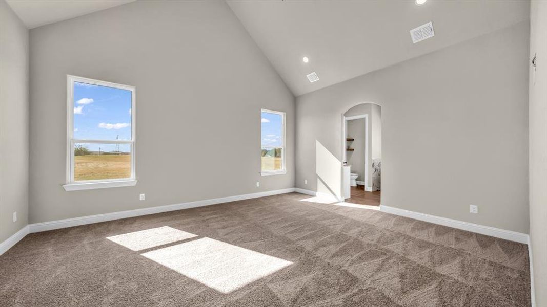 Spacious, unfurnished interior of a new home in , Poolville (Image 16).