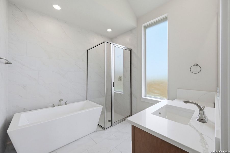 Furnished interior view inside a new home in Mayfair, New Braunfels (Image 10).