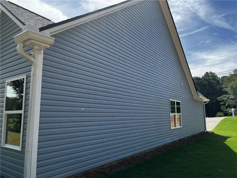Exterior details and patio area of a home in , Hiram (Image 3).