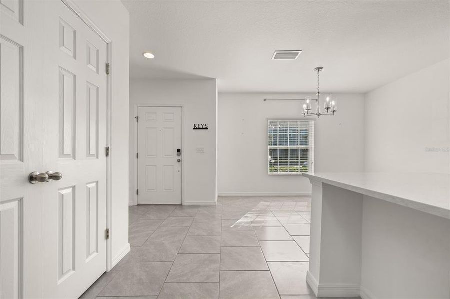 Spacious, unfurnished interior of a new home in , Davenport (Image 32).