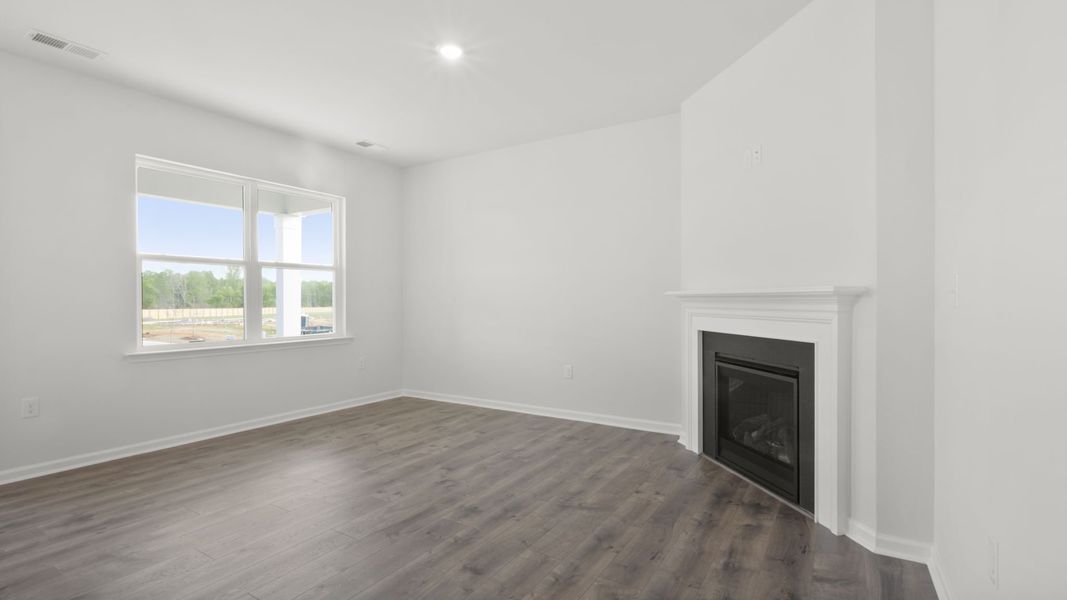 Spacious, unfurnished interior of a new home in Pine Lake Estates, Anderson (Image 20).