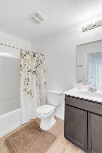 Furnished interior view inside a new home in , Liberty Hill (Image 26).