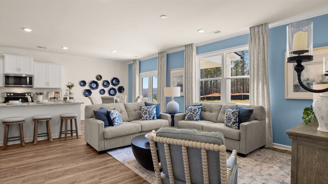 Representative furnished interior of a home built from the Hayden by D.R. Horton in Kingston Ranch at Lake Oconee, Buckhead (Image 8).