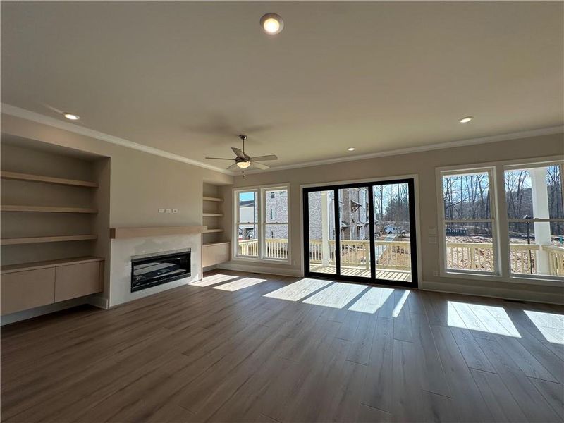 Spacious, unfurnished interior of a new home in Waterside Single Family, Peachtree Corners (Image 20).