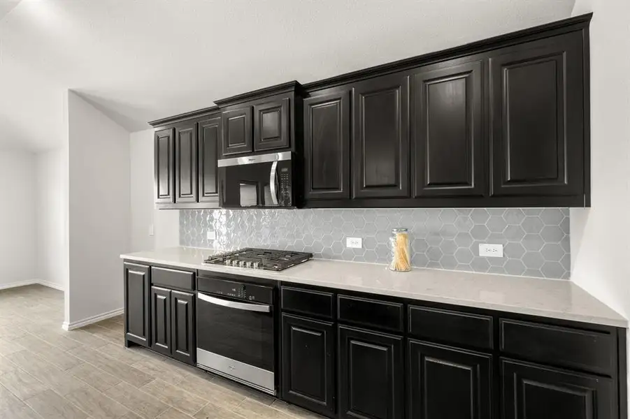 805 Stone Eagle- Kitchen-5