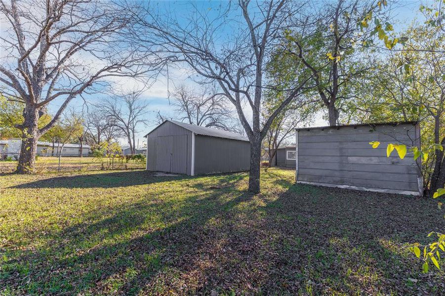 Exterior details and patio area of a home in , Brownwood (Image 16).