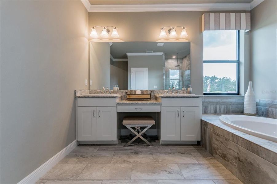 Furnished interior view inside a new home in , Tarpon Springs (Image 9).