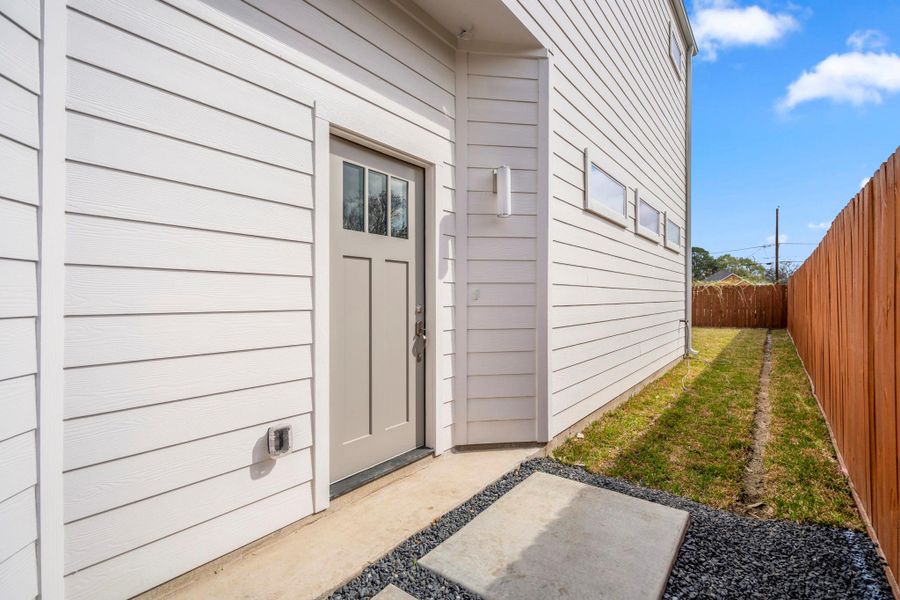 Front exterior of a new home in , Houston, TX, highlighting curb appeal (Image 18). Front exterior of a new home in , Houston, TX, highlighting curb appeal (Image 18).