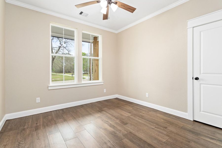 Spacious, unfurnished interior of a new home in , Vidor (Image 21). Spacious, unfurnished interior of a new home in , Vidor (Image 21).