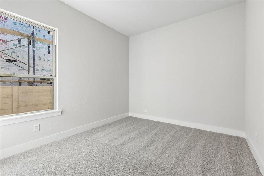 Spacious, unfurnished interior of a new home in Painted Tree Lakeside, McKinney (Image 28).