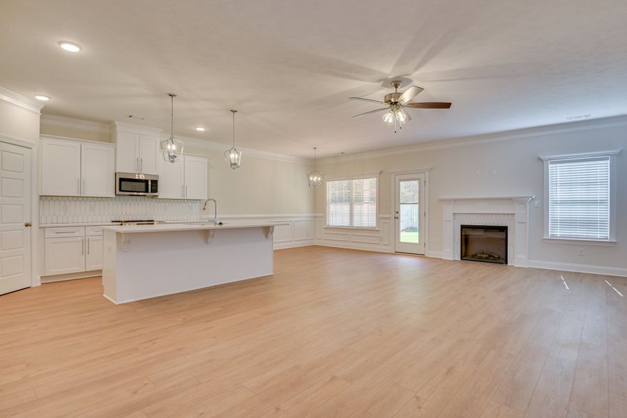 Spacious, unfurnished interior of a new home in The Sanctuary, Aiken (Image 23).