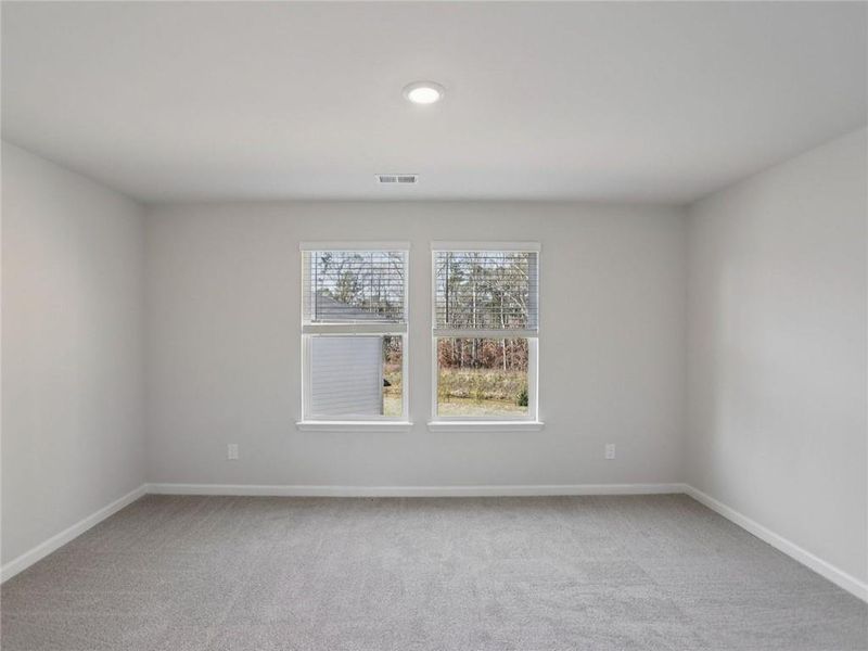 Spacious, unfurnished interior of a new home in River Pointe, Monroe (Image 18).