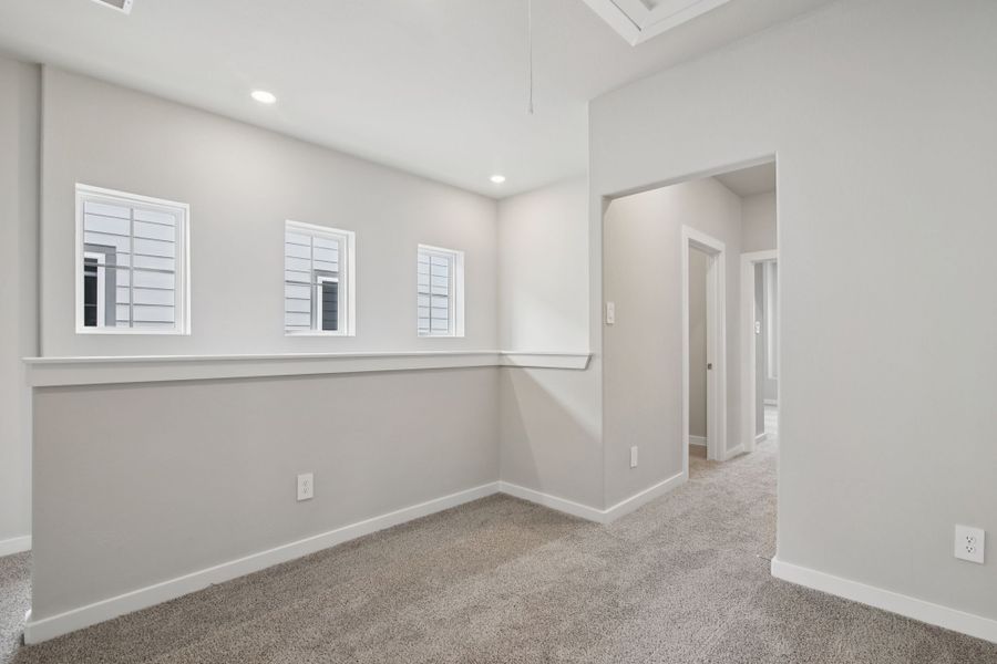 Spacious, unfurnished interior of a new home in Pinewood Trails - City Series, Atascocita (Image 18).