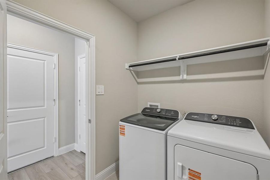 Close-up of interior finishes inside a home in Lakehaven - Signature Series, Farmersville (Image 16). Close-up of interior finishes inside a home in Lakehaven - Signature Series, Farmersville (Image 16).