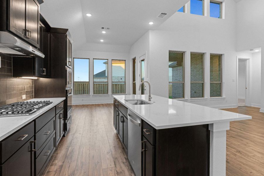 Stunning finishes in Light & Bright Kitchen