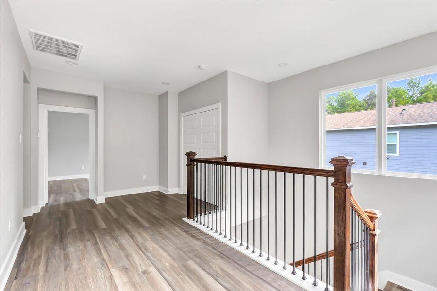 Spacious, unfurnished interior of a new home in , Houston (Image 17).