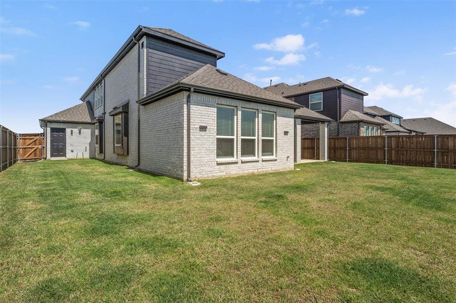 Exterior details and patio area of a home in , Mesquite (Image 3).