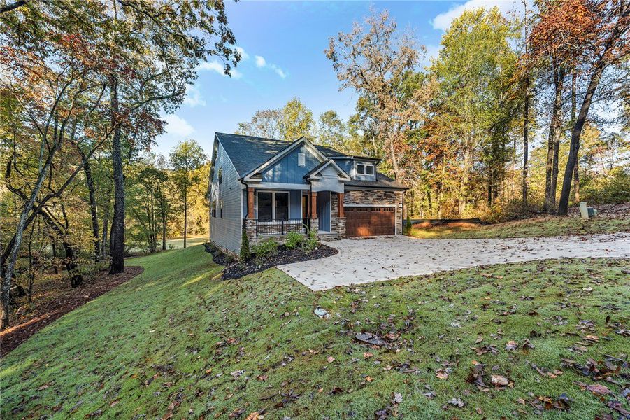 Image 34 of a home in Cross Creek Plantation.