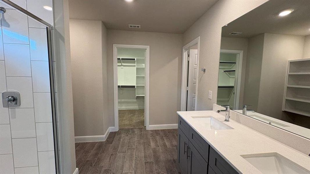 Furnished interior view inside a new home in Sandstone Estates, Granbury (Image 8). Furnished interior view inside a new home in Sandstone Estates, Granbury (Image 8).