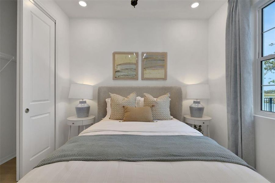 Furnished interior view inside a new home in Creekside Run at Babcock Ranch, Punta Gorda (Image 7).