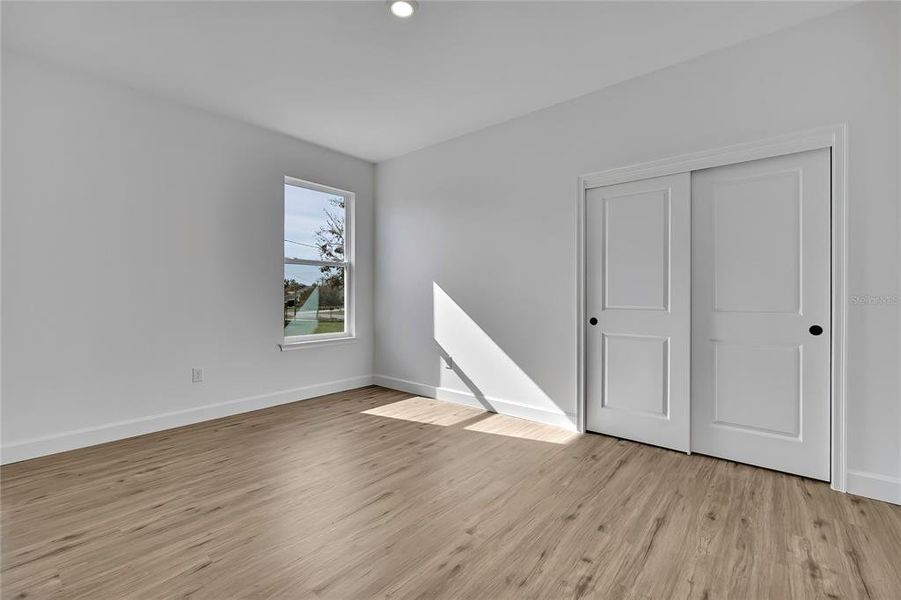 Spacious, unfurnished interior of a new home in , Spring Hill (Image 53).