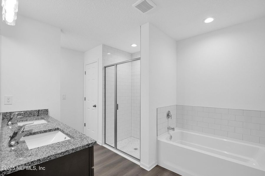 Furnished interior view inside a new home in , Green Cove Springs (Image 37).