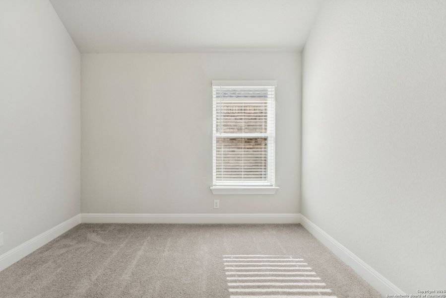 Spacious, unfurnished interior of a new home in Davis Ranch 50', San Antonio (Image 16).