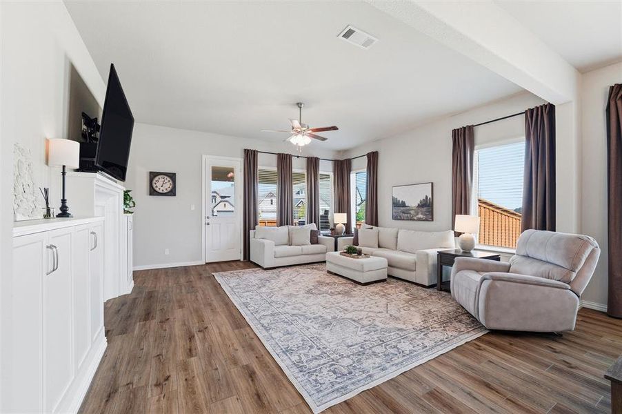 Furnished interior view inside a new home in Morningstar, Aledo (Image 18). Furnished interior view inside a new home in Morningstar, Aledo (Image 18).