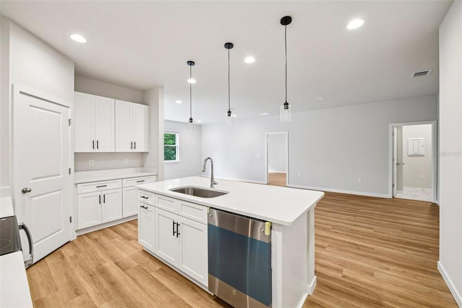 Furnished interior view inside a new home in , Deland (Image 9).