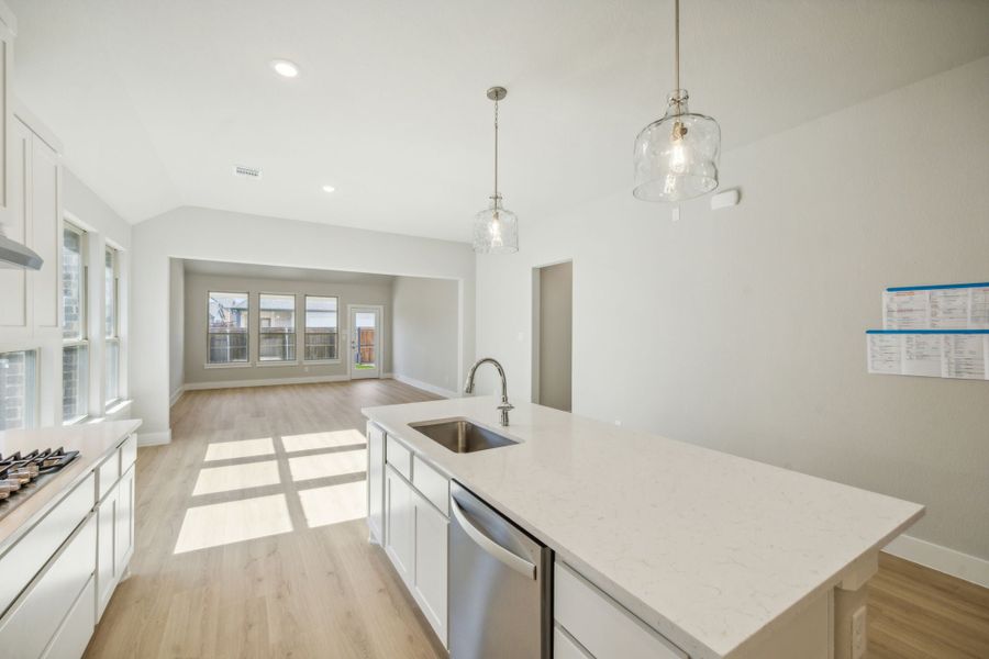 Furnished interior view inside a new home in Dove Hollow, Waxahachie (Image 5).